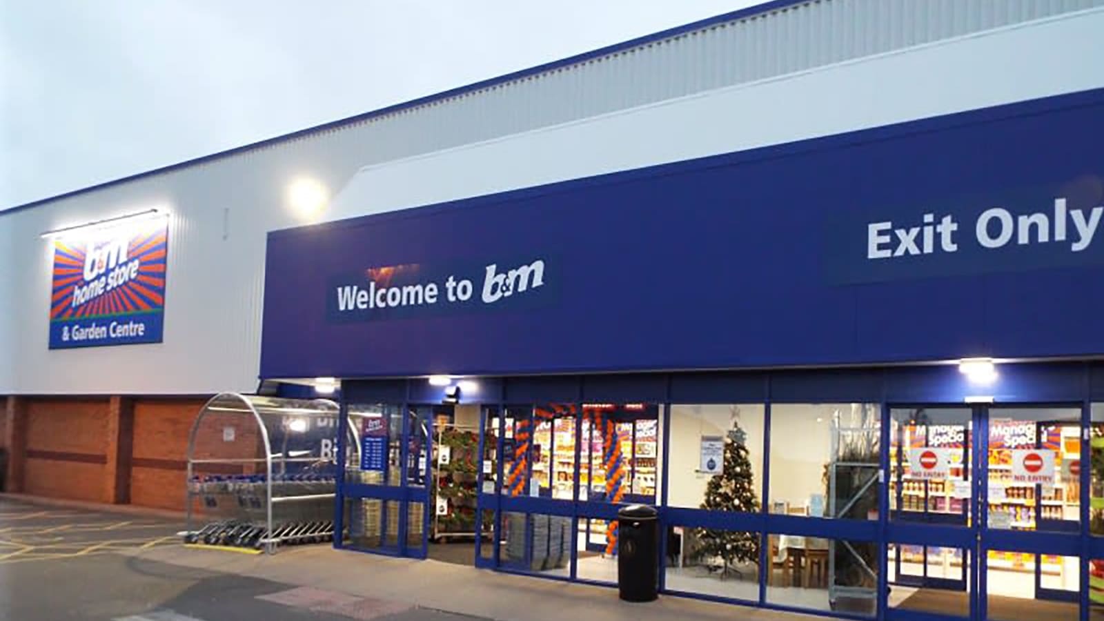 Images B&M Home Store with Garden Centre