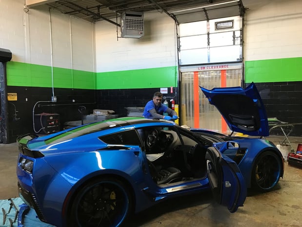 Images Delgado Auto Glass