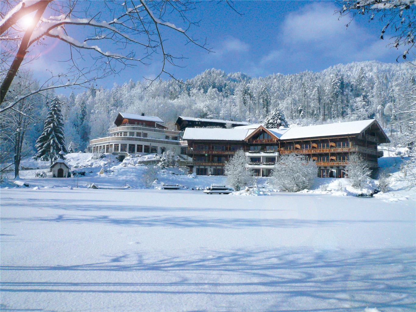 Feuriger Tatzlwurm Berghotel & Spa, BW Signature Collection, Tatzelwurm 1 in Oberaudorf