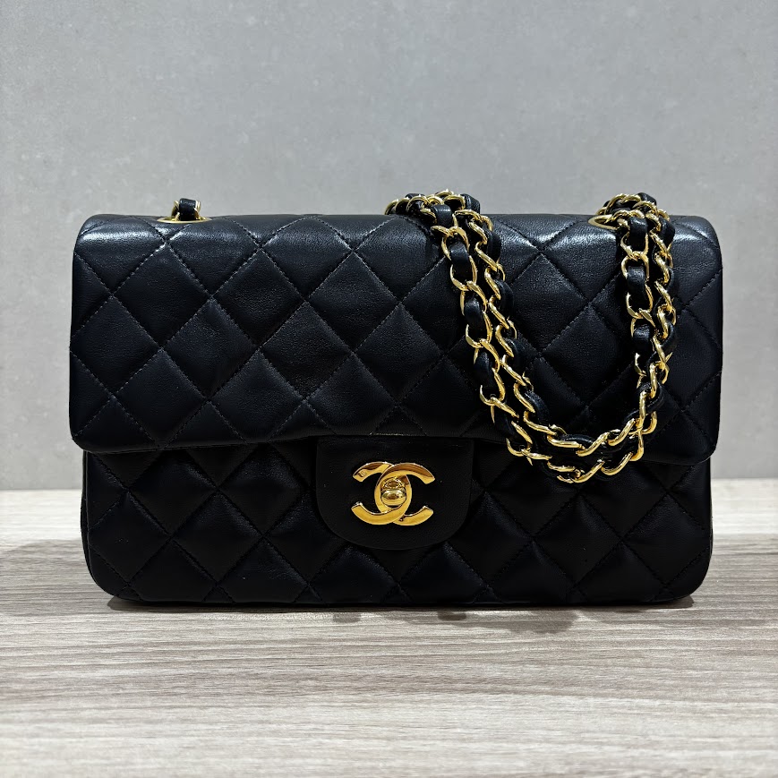 Images KOMEHYO（コメ兵）買取センターリバーウォーク北九州