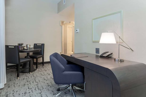 Images DoubleTree by Hilton Evansville