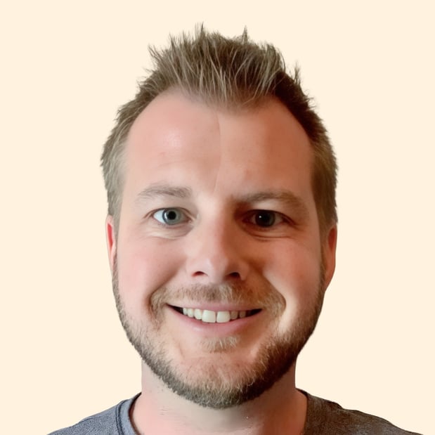Images Adam Johnson, Counselor