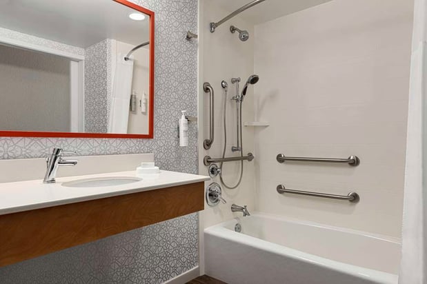 Images Hampton Inn Charlottesville