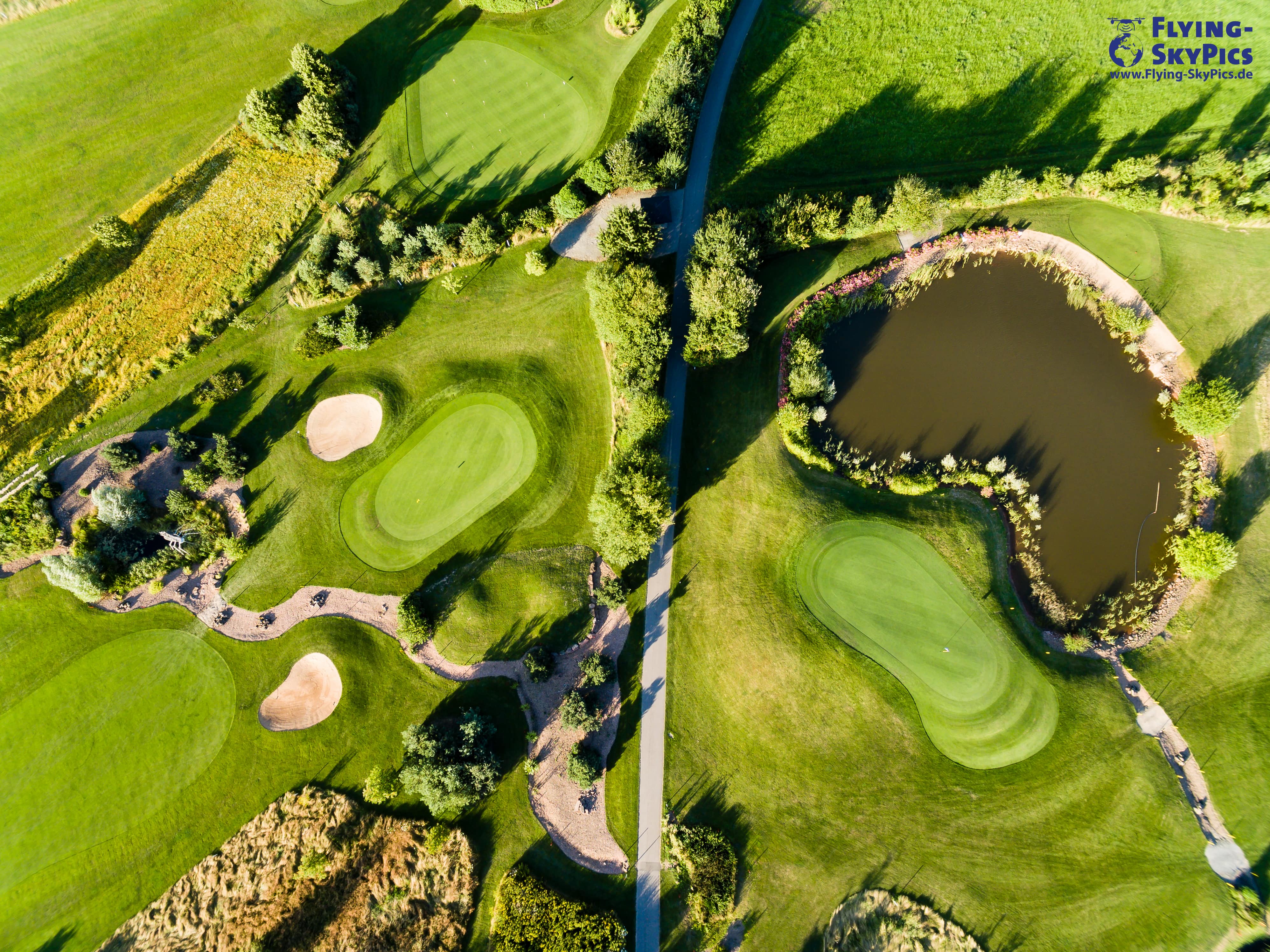 Drohnenaufnahme Golfplatz