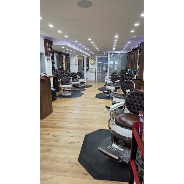 Images Manhattan Barber Shop NYC