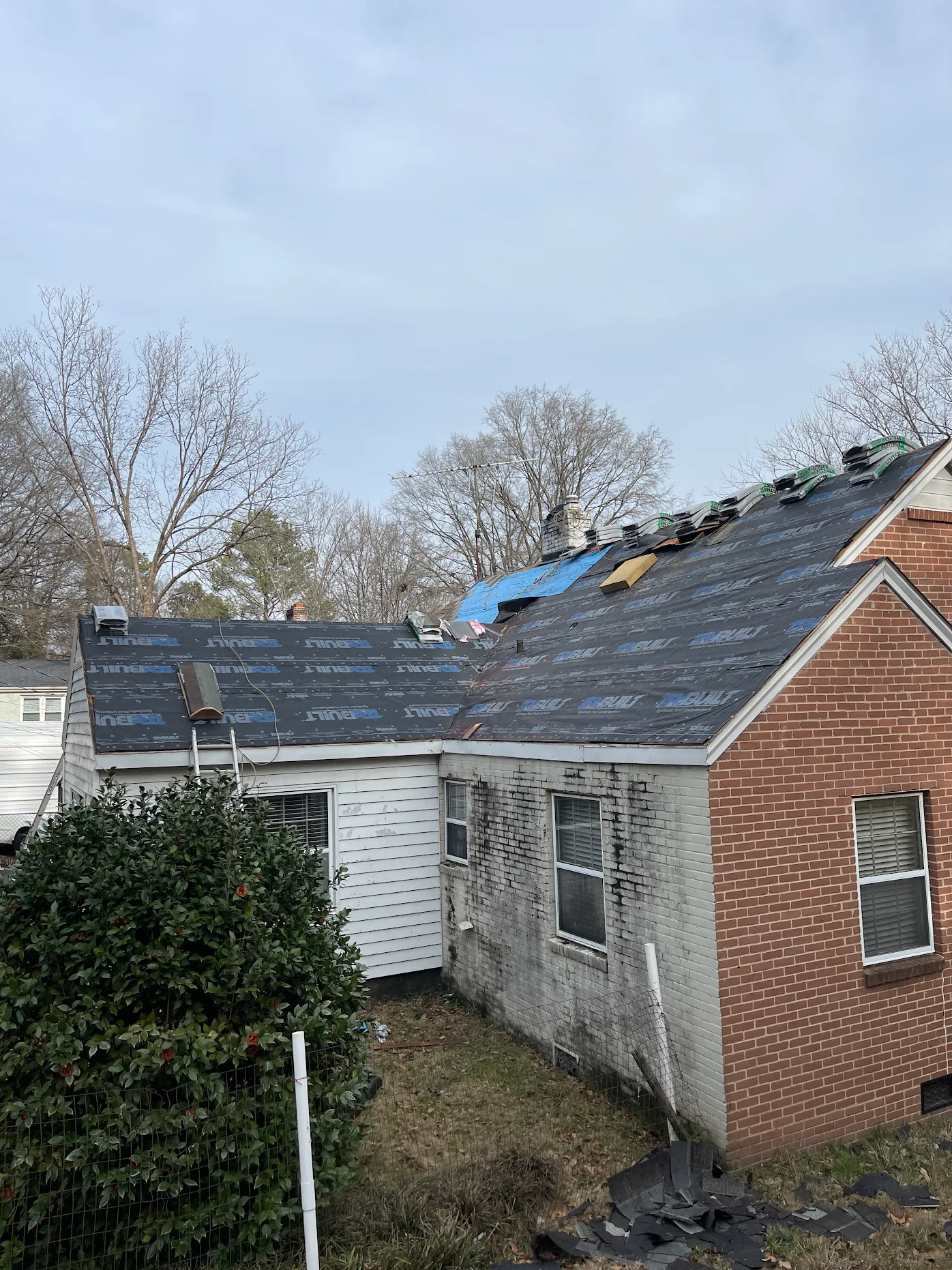 HLH Roofing, Inc. Image
