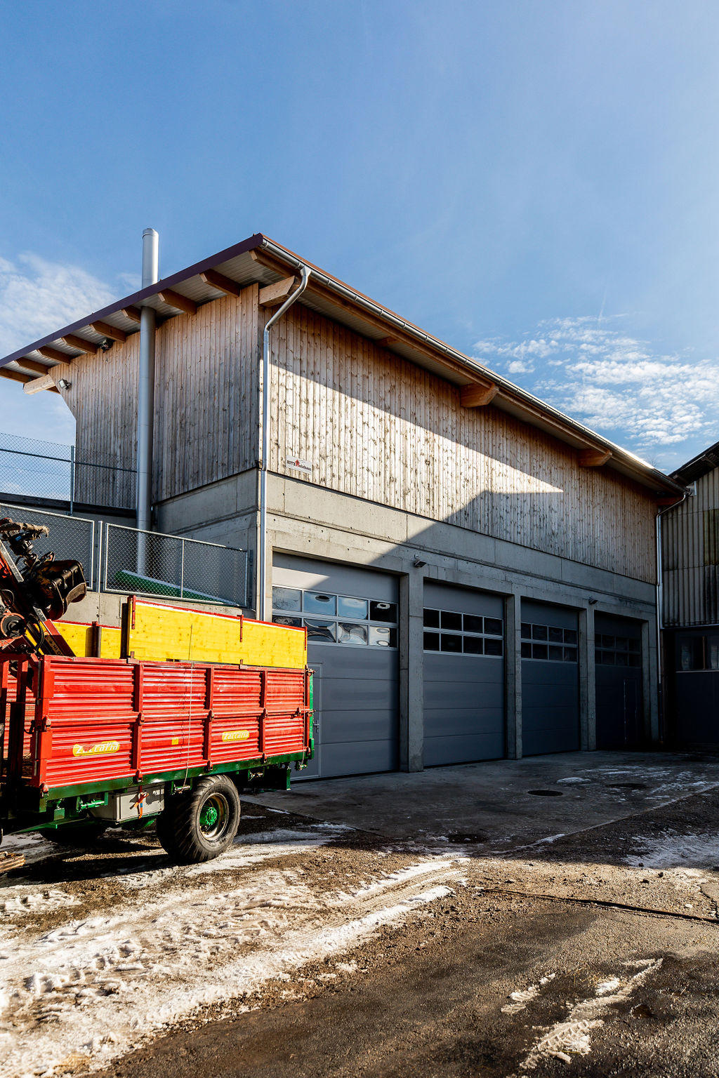 Hitz Holzbau AG, Industriestrasse 11 in Neuheim