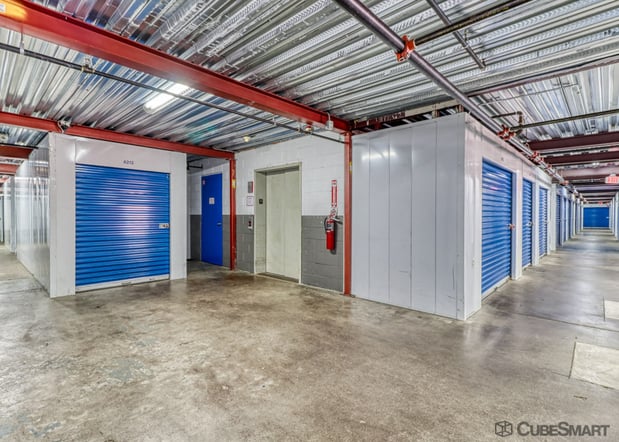 Images CubeSmart Self Storage