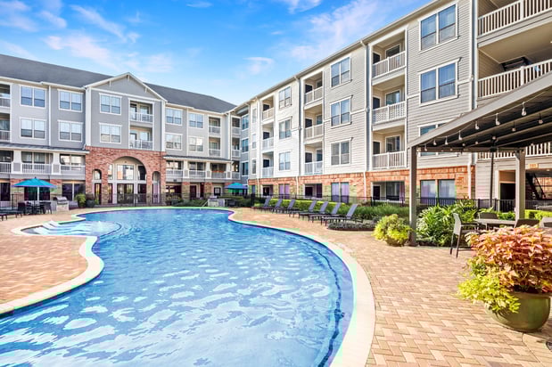 Images Camden Heights Apartments