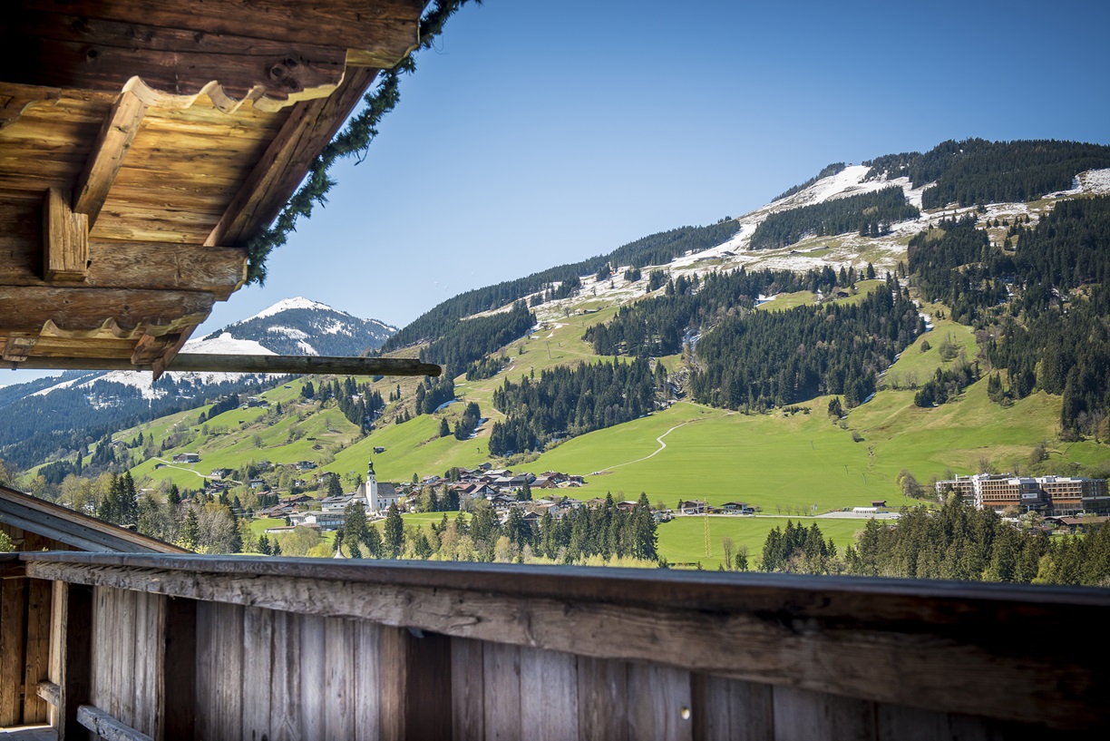 Bild zu Bergluft einatmen, Energie tanken, Familienzeit verbringen, eine Auszeit nehmen, vielfältige Freizeitmöglichkeiten nutzen, Natur genießen, Freunde treffen, dem Charme erliegen, nach Hause kommen …