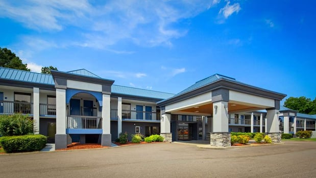 Images Best Western Emporia