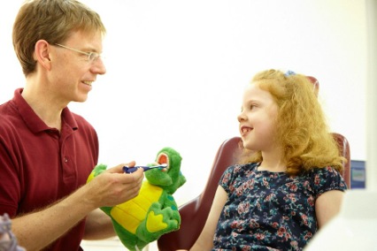 Kinderzahnheilkunde in der Zahnarztpraxis Rellingen Dr. Carsten Oberg