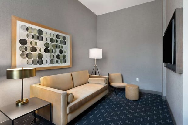 Images The Slate Hotel Denver Downtown, Tapestry by Hilton