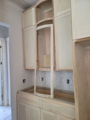 Alvarado Cabinets & Doors Image