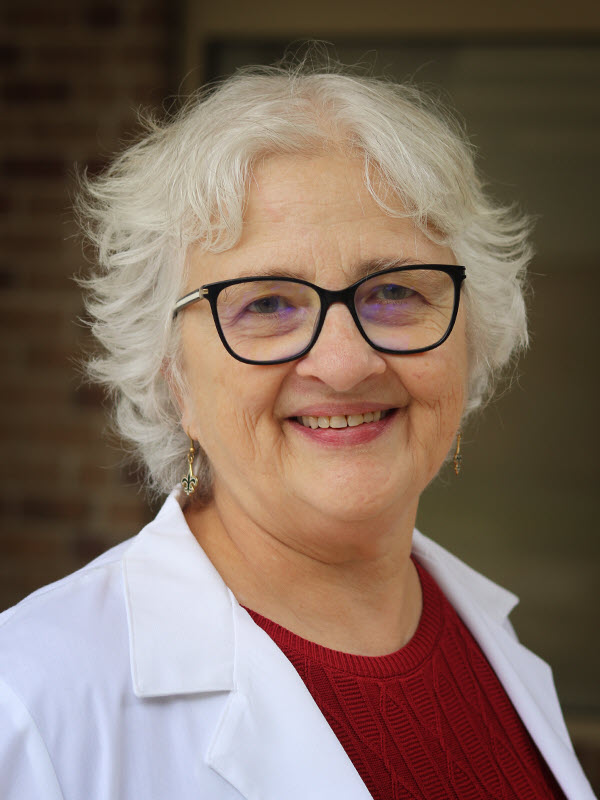 Headshot of Linda M. Keefer, MD