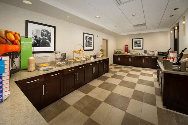 Images Hampton Inn & Suites Syracuse/Carrier Circle