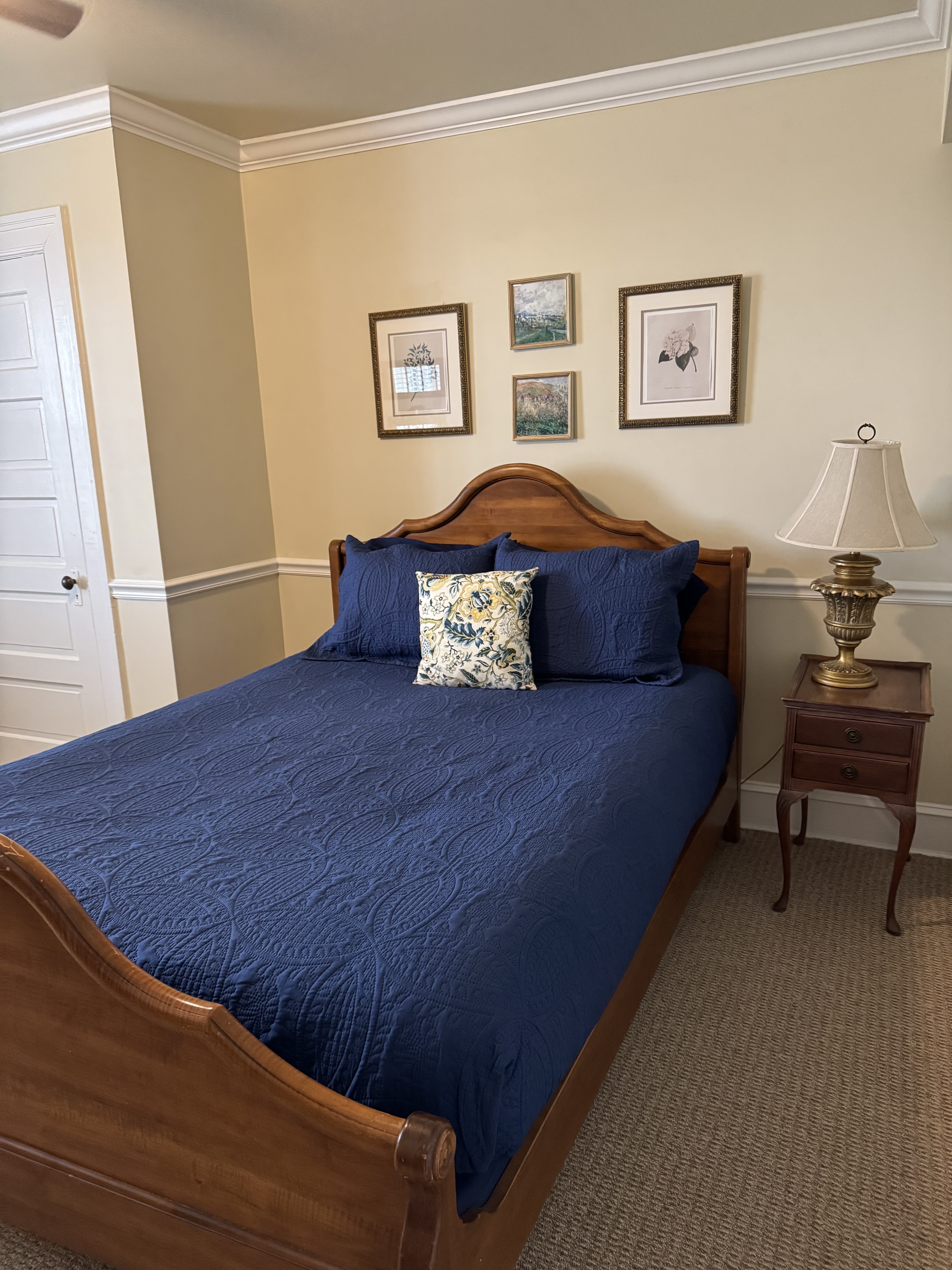 Kitty Knight Inn Image