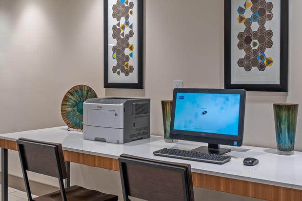 Images Holiday Inn Express & Suites Woodbridge by IHG