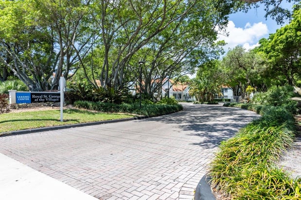 Images Royal St. George at the Villages Apartment Homes