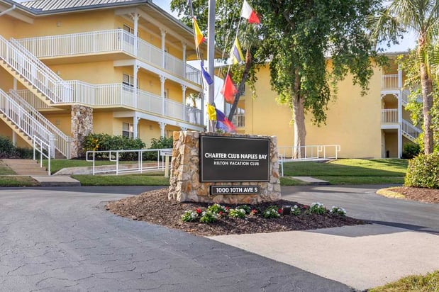 Images Hilton Vacation Club Charter Club Naples Bay