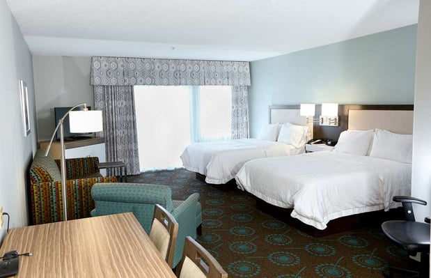 Images Hampton Inn & Suites Chincoteague-Waterfront