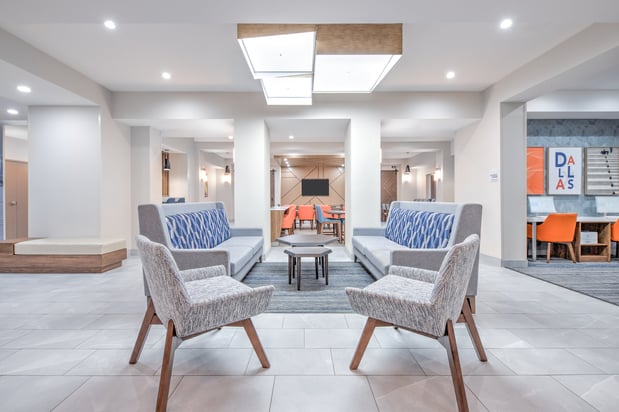 Images Holiday Inn Express & Suites Dallas W - I-30 Cockrell Hill by IHG