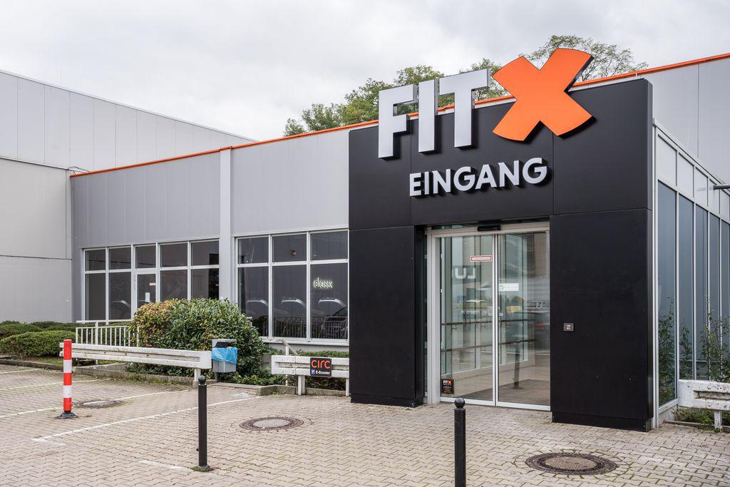 Bild 1 FitX Fitnessstudio in Dortmund