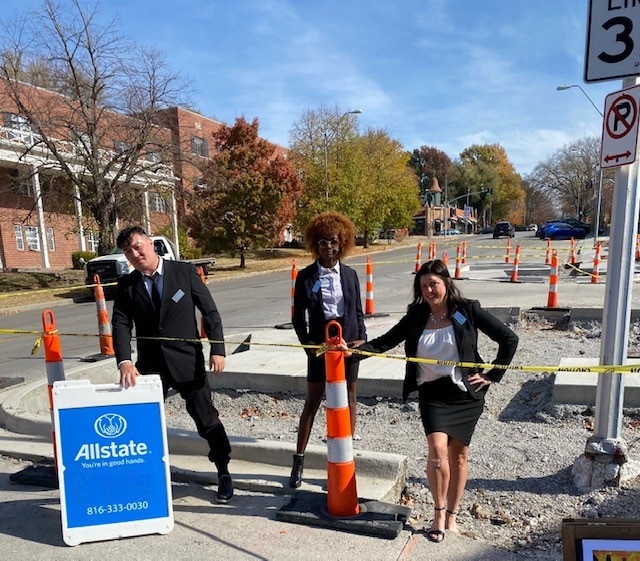 Images Lynn Ziegler: Allstate Insurance