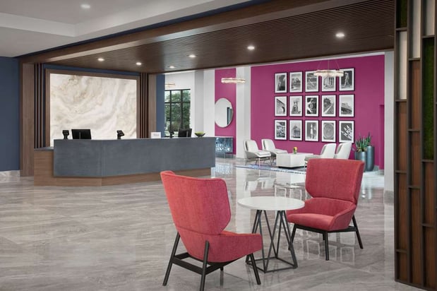 Images Hampton Inn Huntsville/Village of Providence