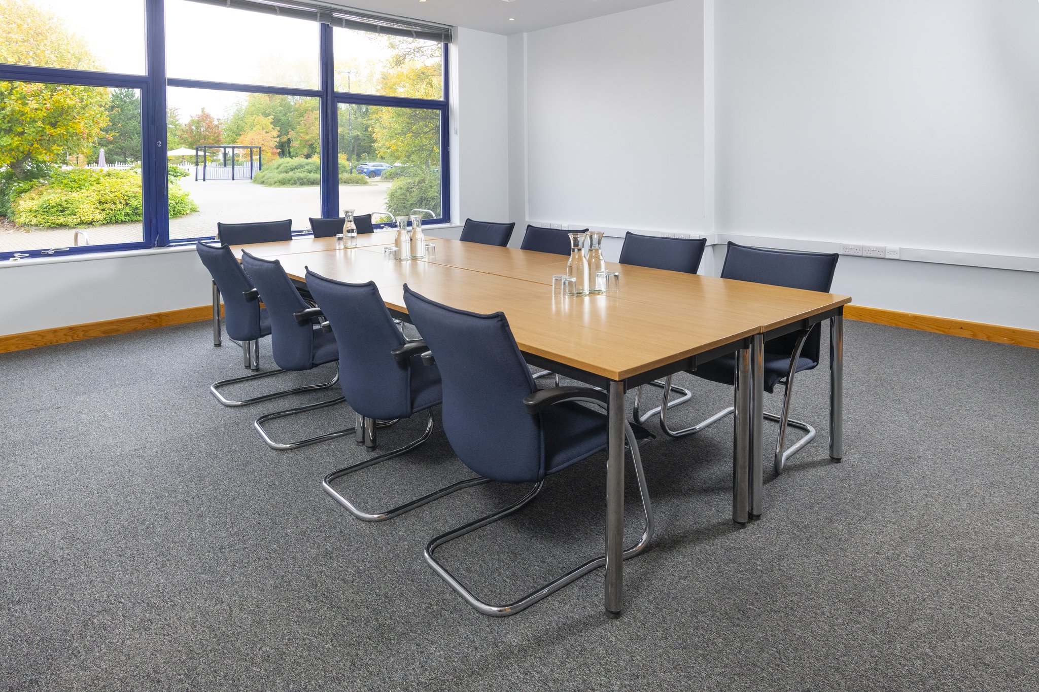 Images Holiday Inn Express Milton Keynes by IHG