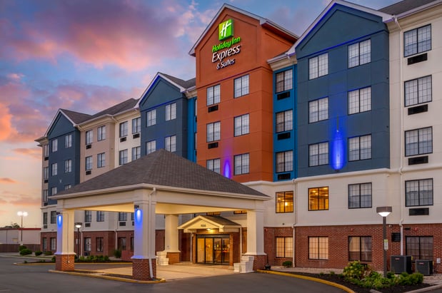 Images Holiday Inn Express & Suites Indianapolis - East by IHG