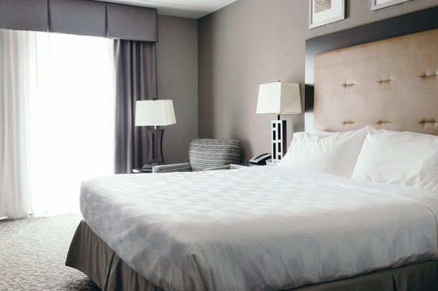 Images Holiday Inn & Suites East Peoria by IHG