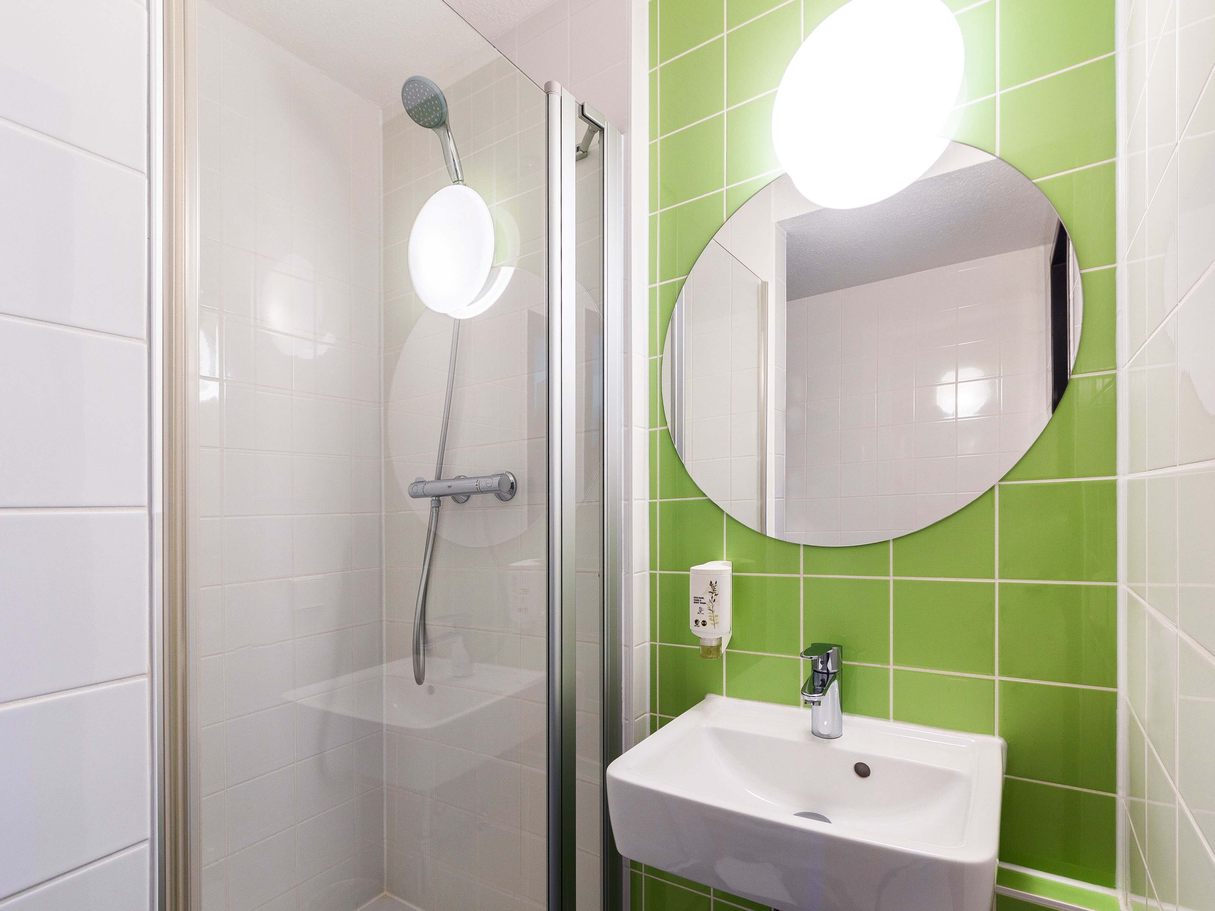 Bilder B&B HOTEL Bochum-Herne