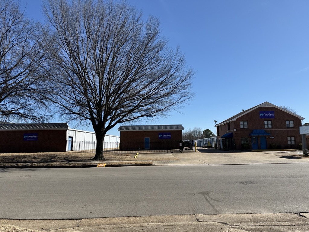 Trunk Space Storage - Memphis, TN