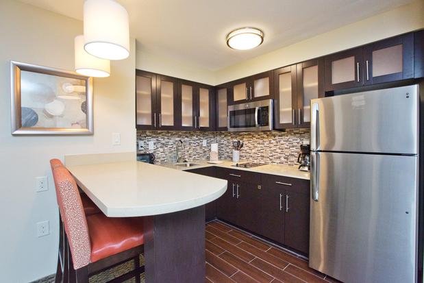 Images Staybridge Suites Austin South Interstate Hwy 35 by IHG