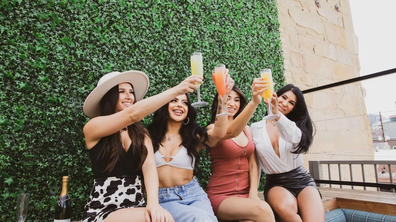 Dierks Bentley's Whiskey Row - Nashville