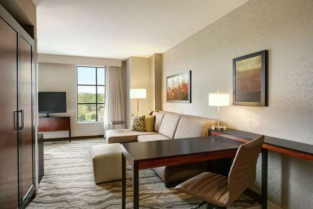Images Embassy Suites by Hilton Chattanooga Hamilton Place