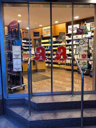 Aussenansicht der Linden-Apotheke
