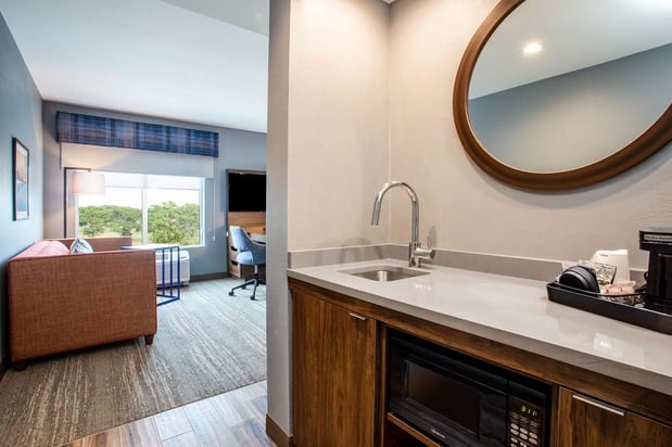Images Hampton Inn & Suites North Port