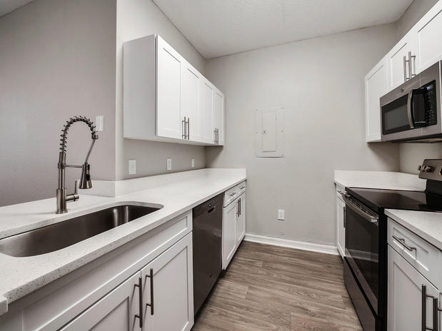 Images Knightsbridge at Stoneybrook