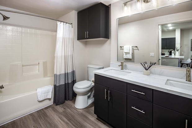 Images Camden Tuscany Apartments
