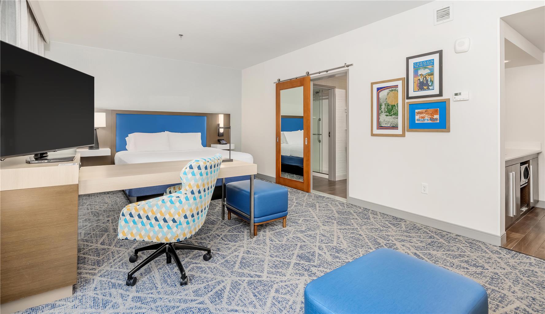 Guest room 