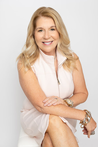 Images Melanie DeHaven/Carolina Elite Real Estate