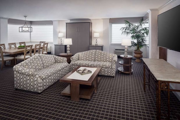 Images Hilton Chicago/Northbrook