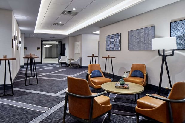 Images Cumberland House Knoxville, Tapestry Collection by Hilton
