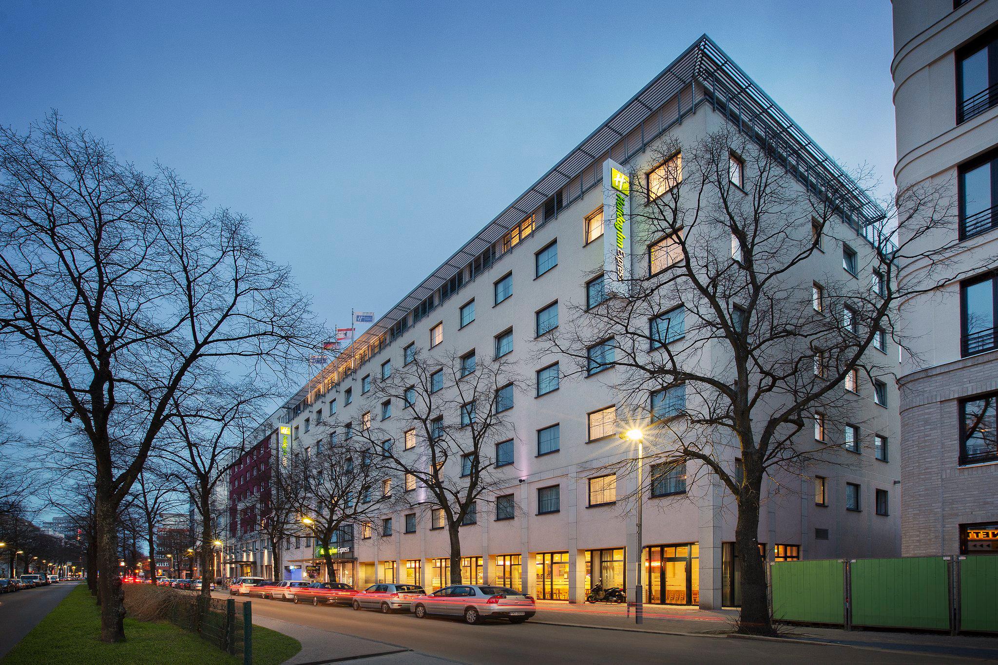 Holiday Inn Express Berlin City Centre, an IHG Hotel, Stresemannstrasse 49 in Berlin