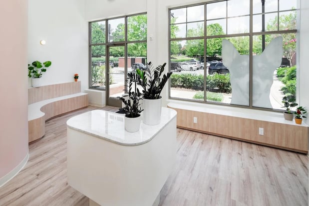 Images Petfolk Veterinary & Urgent Care - Ballantyne
