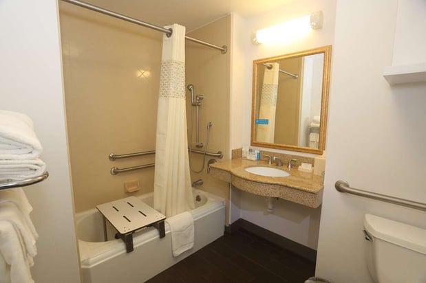 Images Hampton Inn Owego