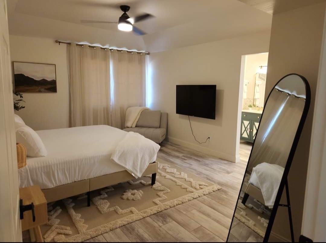 If you're an Airbnb host in Tucson, AZ, Voodoo Clean LLC specializes in Airbnb cleaning services to impress your guests and maintain a high rating. Our meticulous cleaning ensures your property is in perfect condition for every guest, providing a memorable experience.