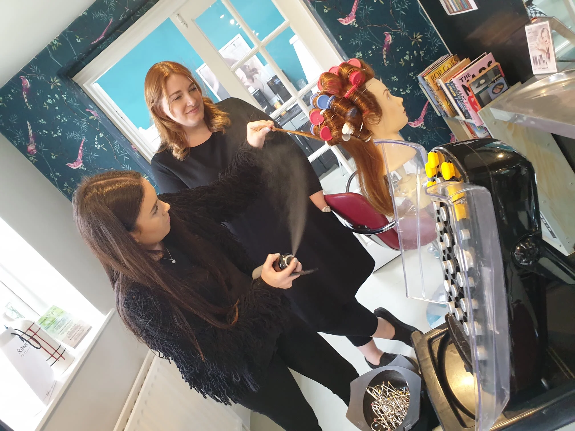 Images Style Hair & Beauty